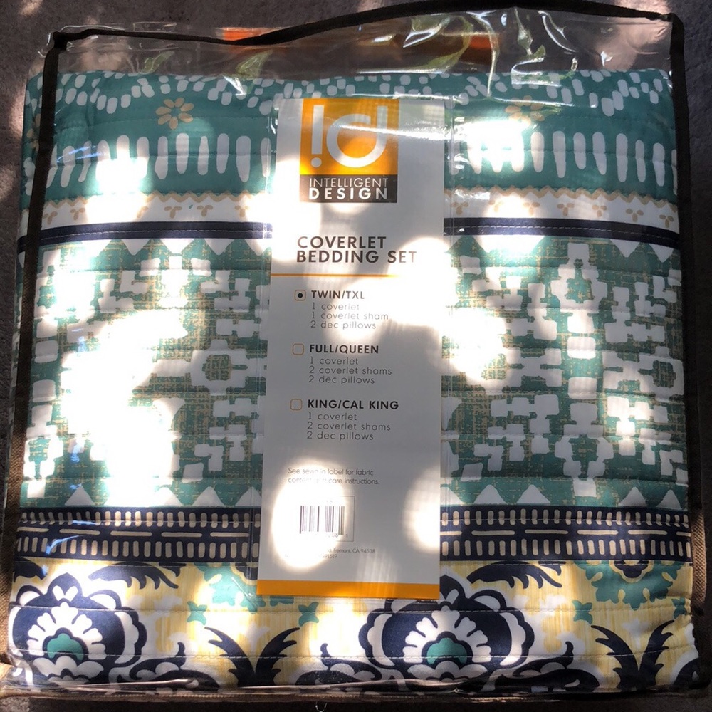 Brand New XL twin comforter!